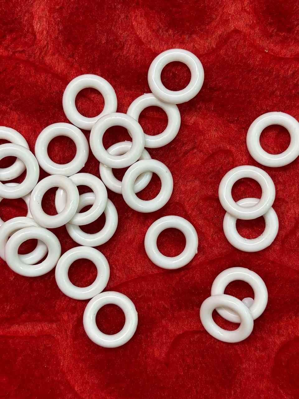 plastic rings small plastic rings small