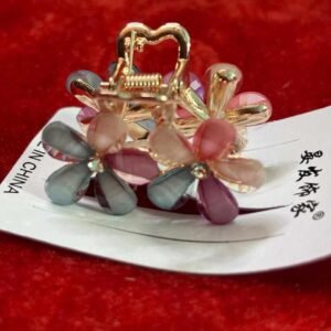 silver metal flower claw clip