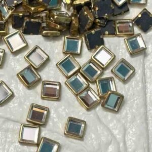 square kundans