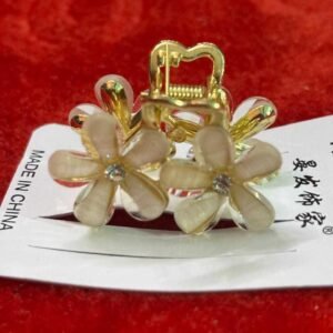 white metal flower claw clip